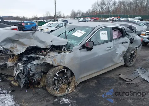 2024 Kia K5 Gt-Line из США, поврежденный, VIN 5XXG64J28RG252918